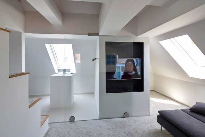 Room 5 of 13