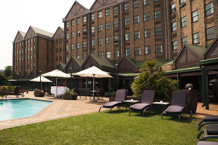 Sundeck 142 of 156