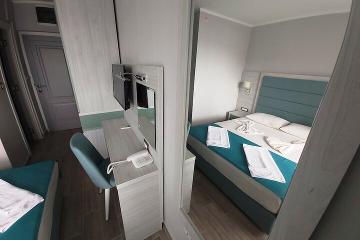 Room 14 of 57