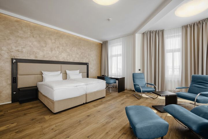 Room 8 of 52