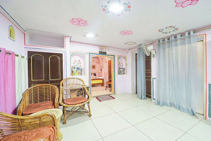 Room 33 of 41