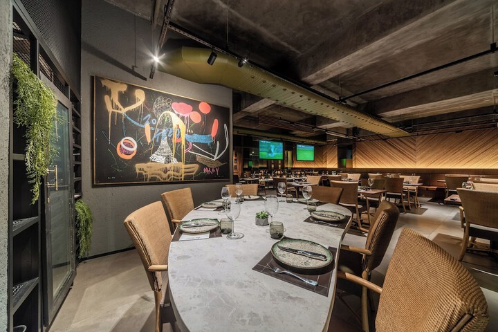 Dining 124 of 157