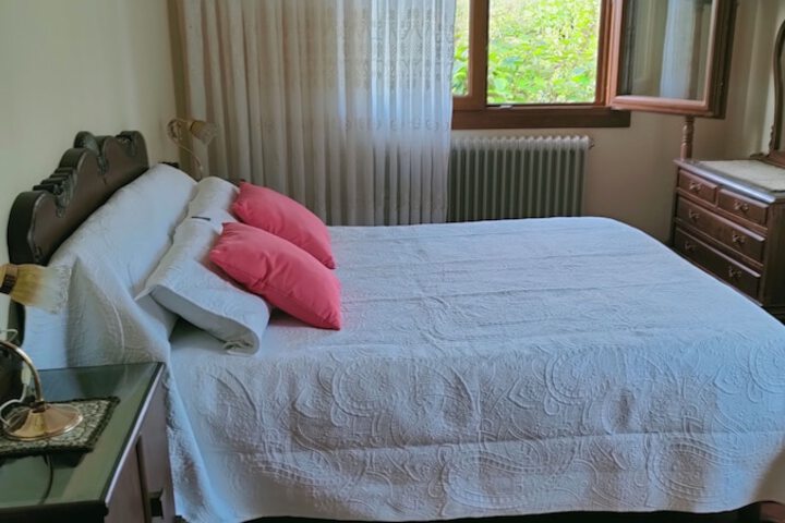 Room 7 of 47