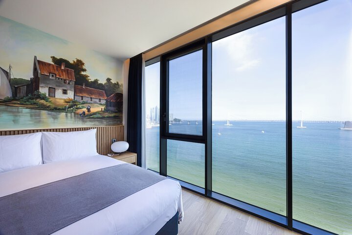 Room 10 of 57