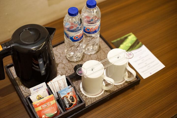 Breakfast/Coffee Service 20 of 56
