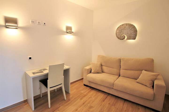 Room 14 of 53