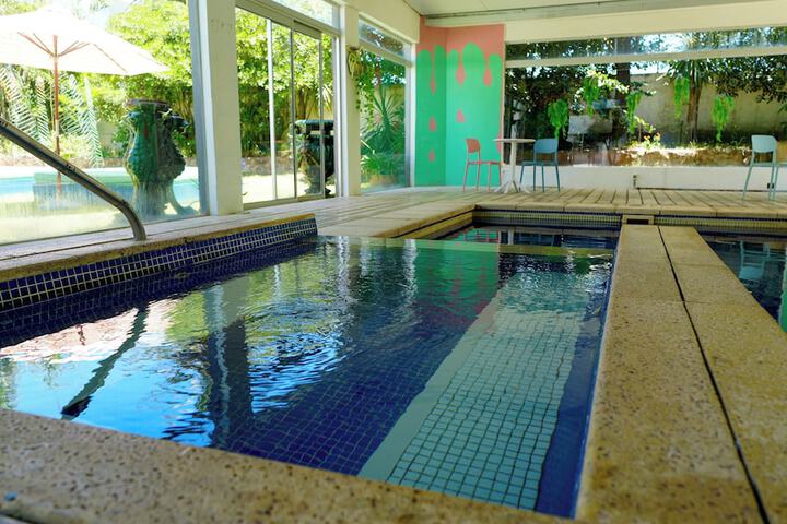 Pool 43 of 51
