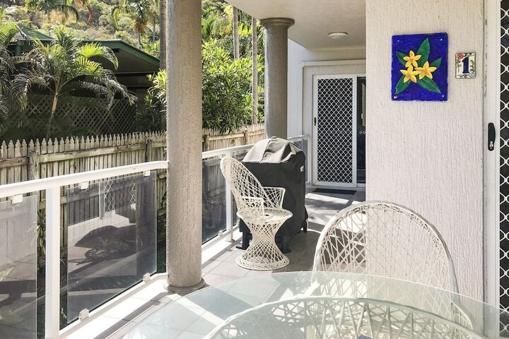 Terrace/Patio 8 of 14