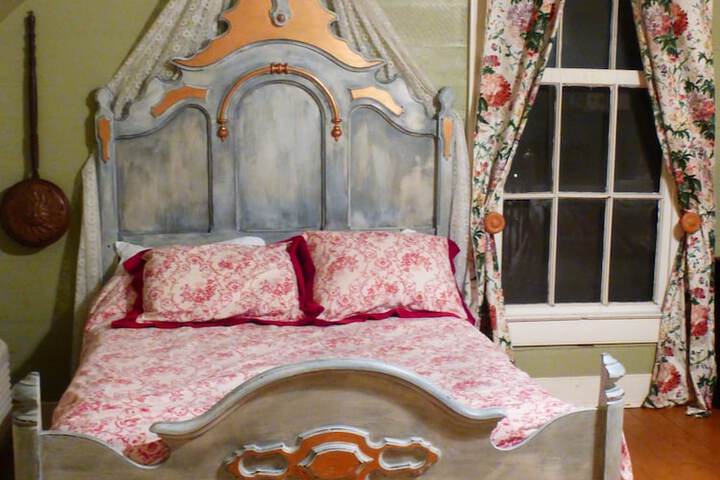 Room 13 of 44