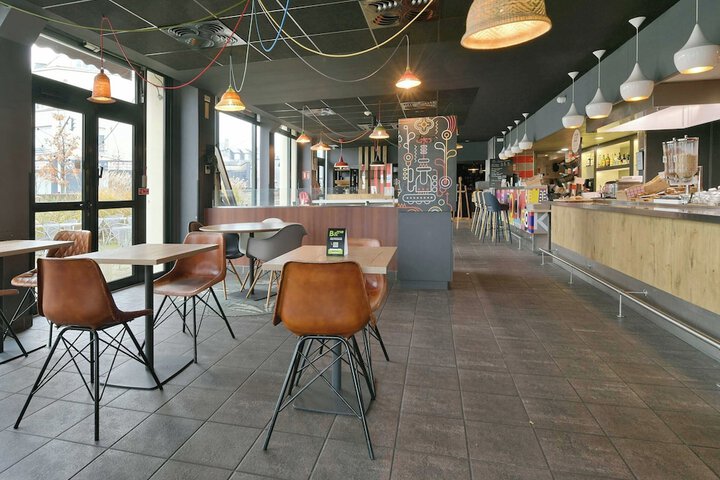 Dining Photos