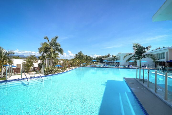Pool 128 of 135
