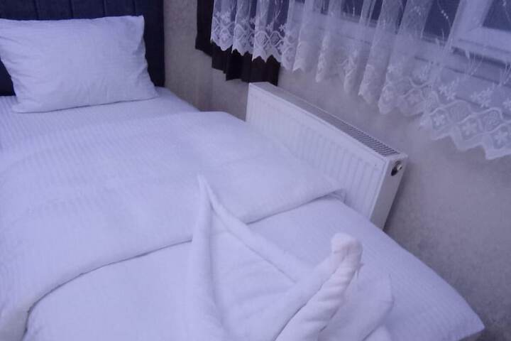 Room 7 of 30