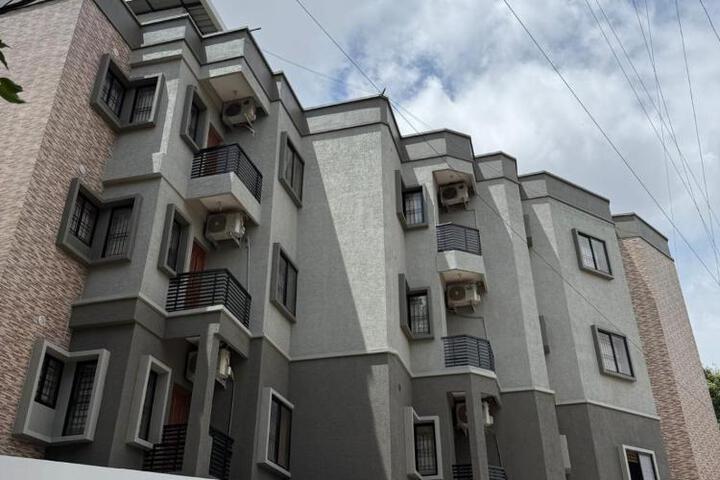 FLORA SUITES