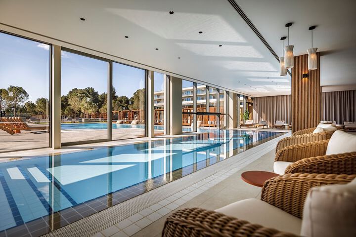 Pool 54 of 118