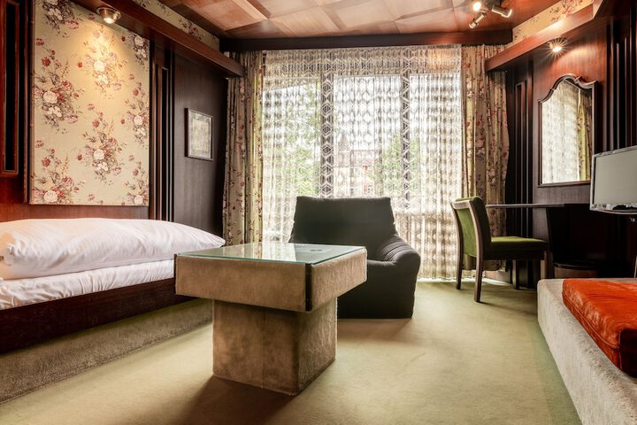 Room 44 of 113