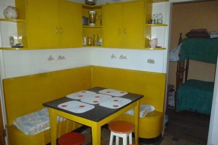 Room 11 of 36
