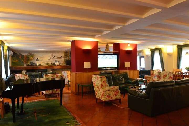 Lobby Entry
