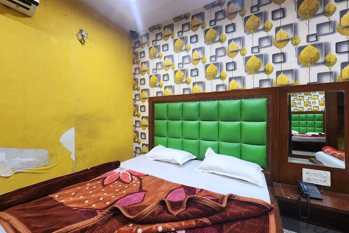 Room 8 of 49