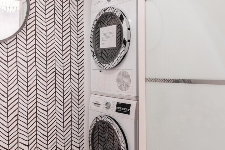 Laundry 158 of 196