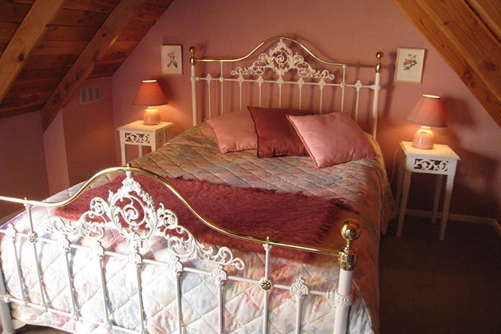Room 5 of 40