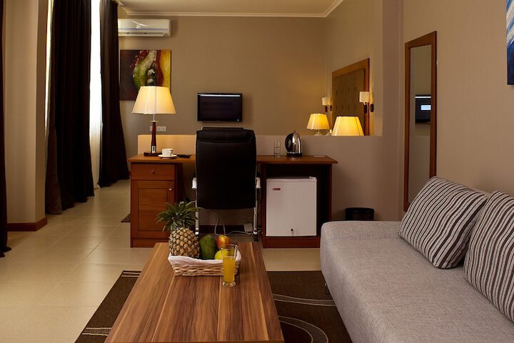 Room 18 of 46