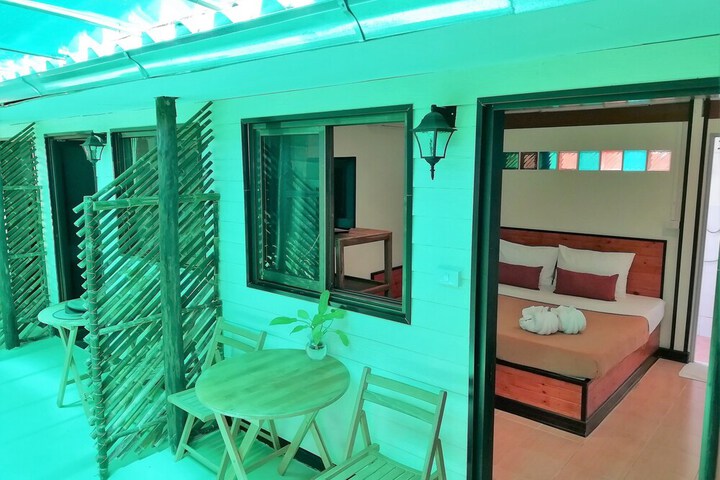 Hotel Exterior 137 of 137