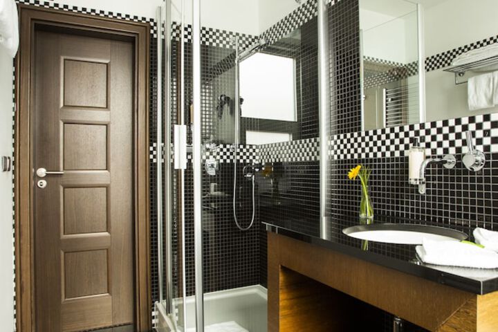 Bathroom Interior Photo