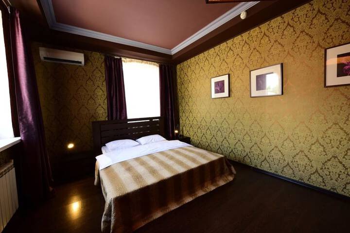 Room 29 of 69