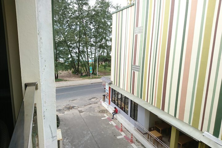 Room 54 of 97