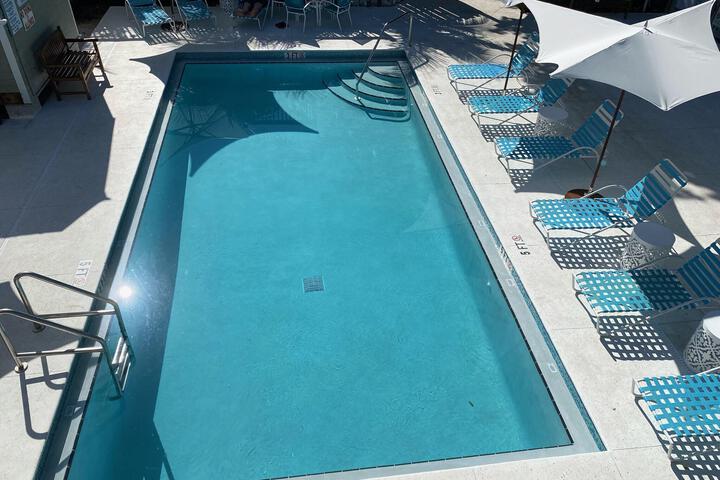 Pool 16 of 44