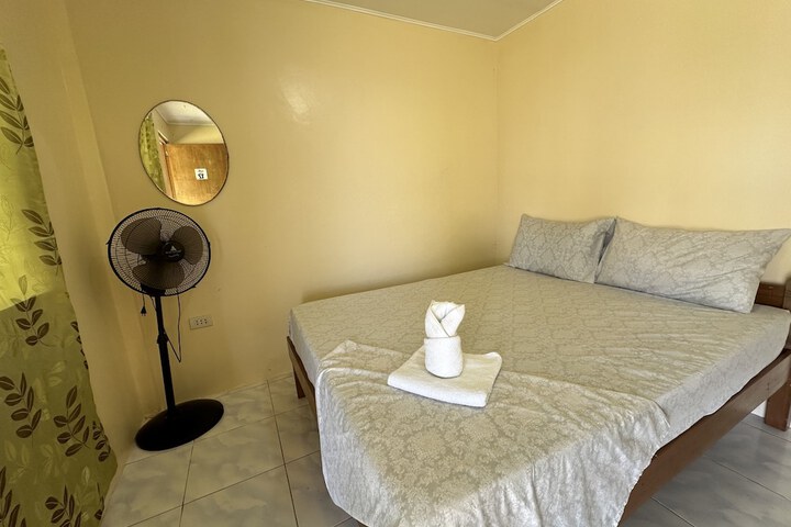 Room 8 of 30
