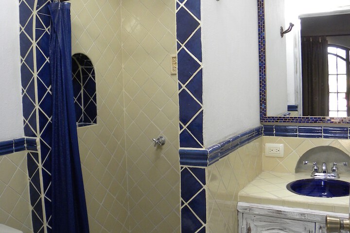 Room 25 of 71