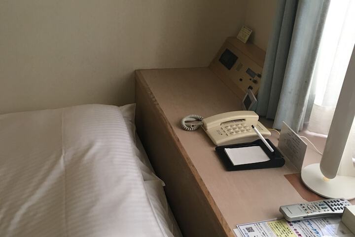 Room 11 of 51