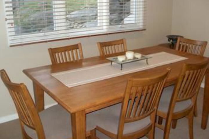 Room 4 of 13