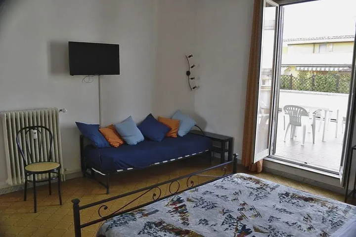 Room 4 of 22