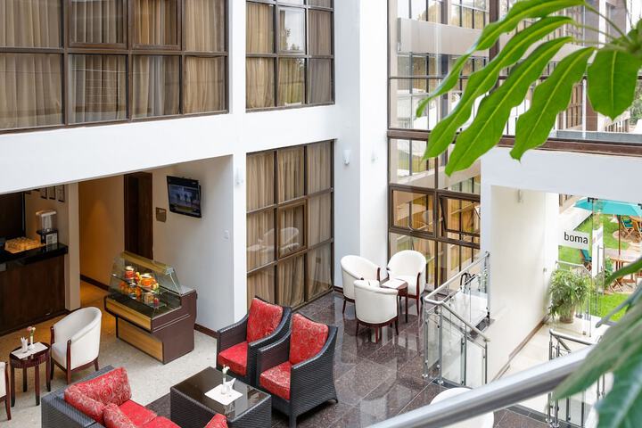 Hotel Interior 7 of 78