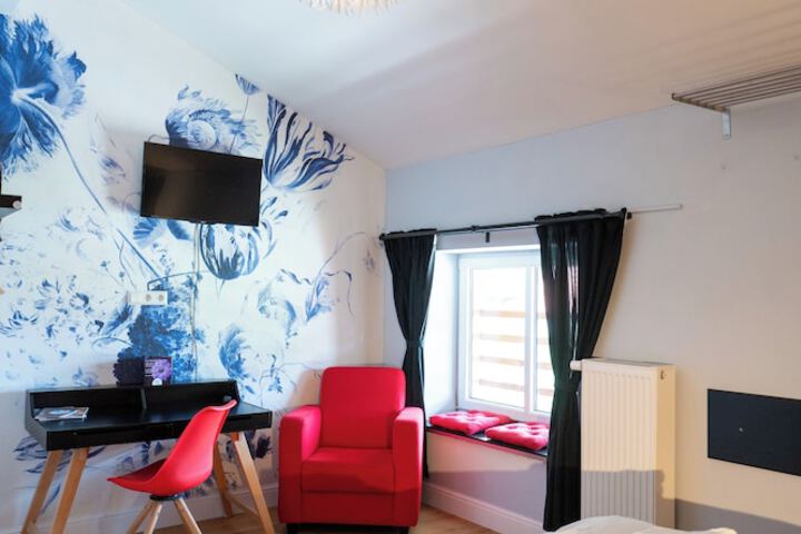 Room 40 of 133