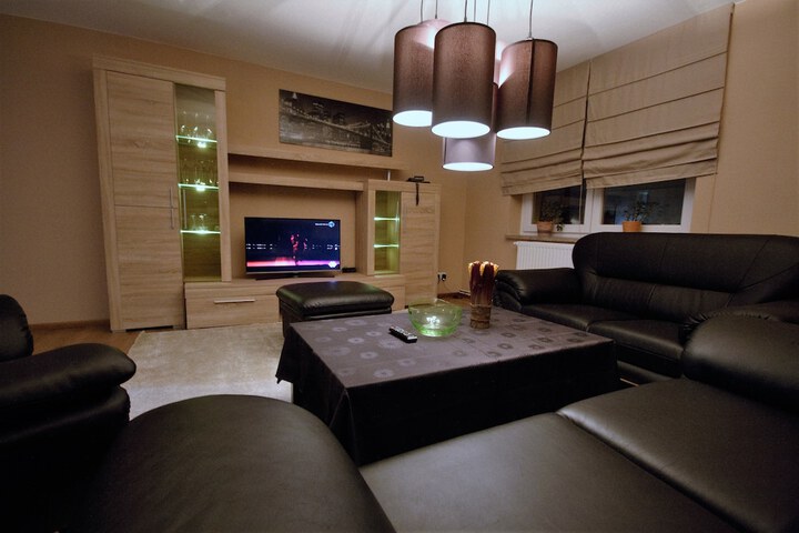 Room 10 of 72