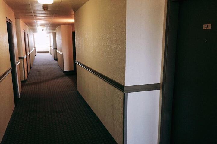 Ballroom/Hall 21 of 30
