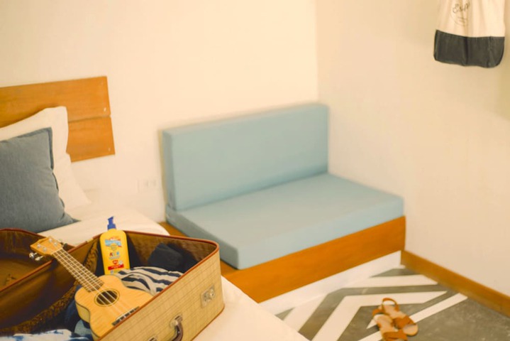 Room 13 of 99