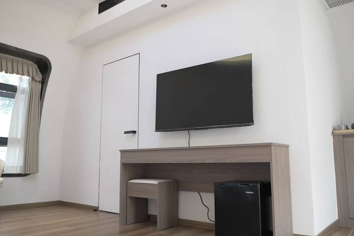 Room 10 of 95