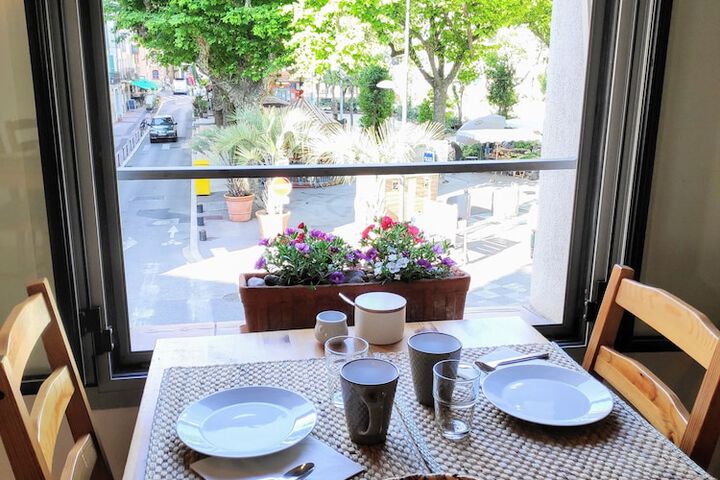 Breakfast area