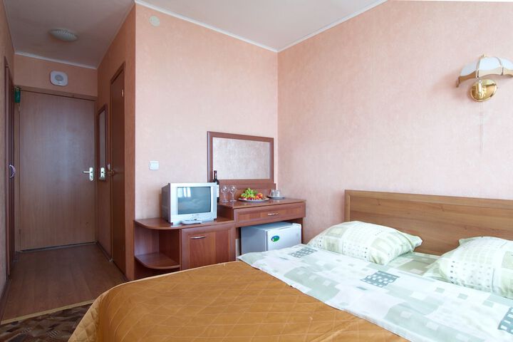 Room 12 of 71