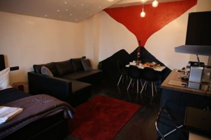 Room 22 of 25