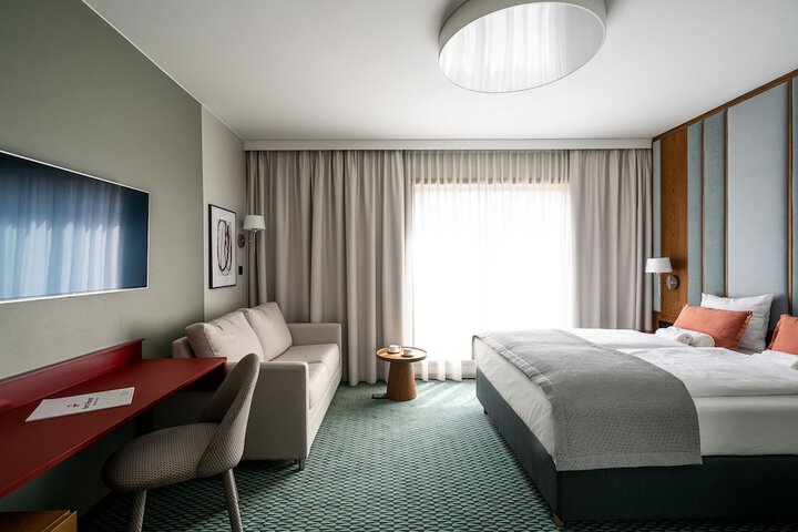 Room 2 of 26