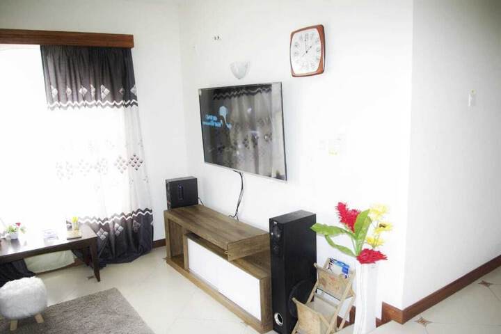 Room 110 of 190