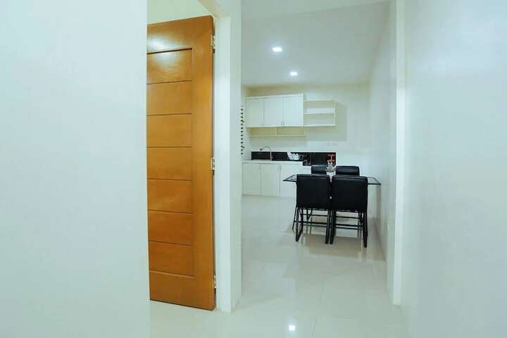 Room 6 of 19