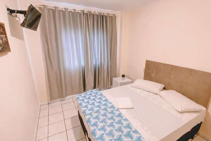 Room 3 of 44