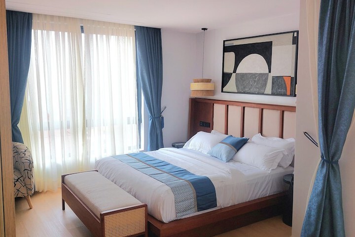 Room 29 of 61