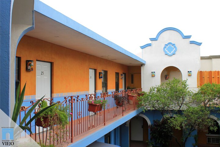 Hotel Exterior 42 of 45